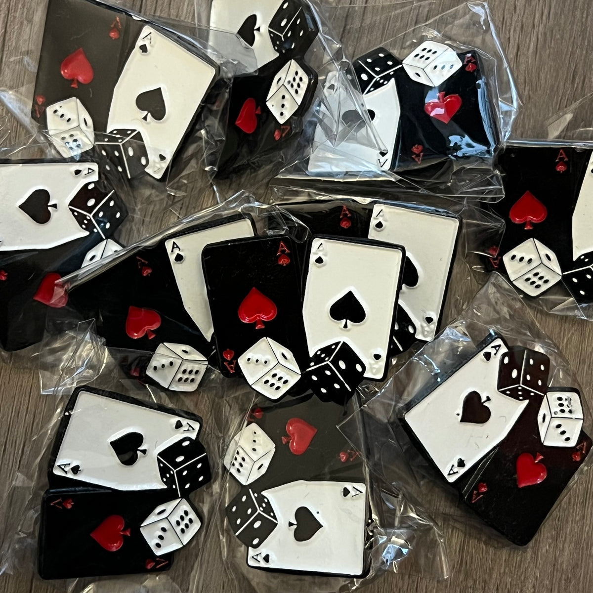 Pin metálico
