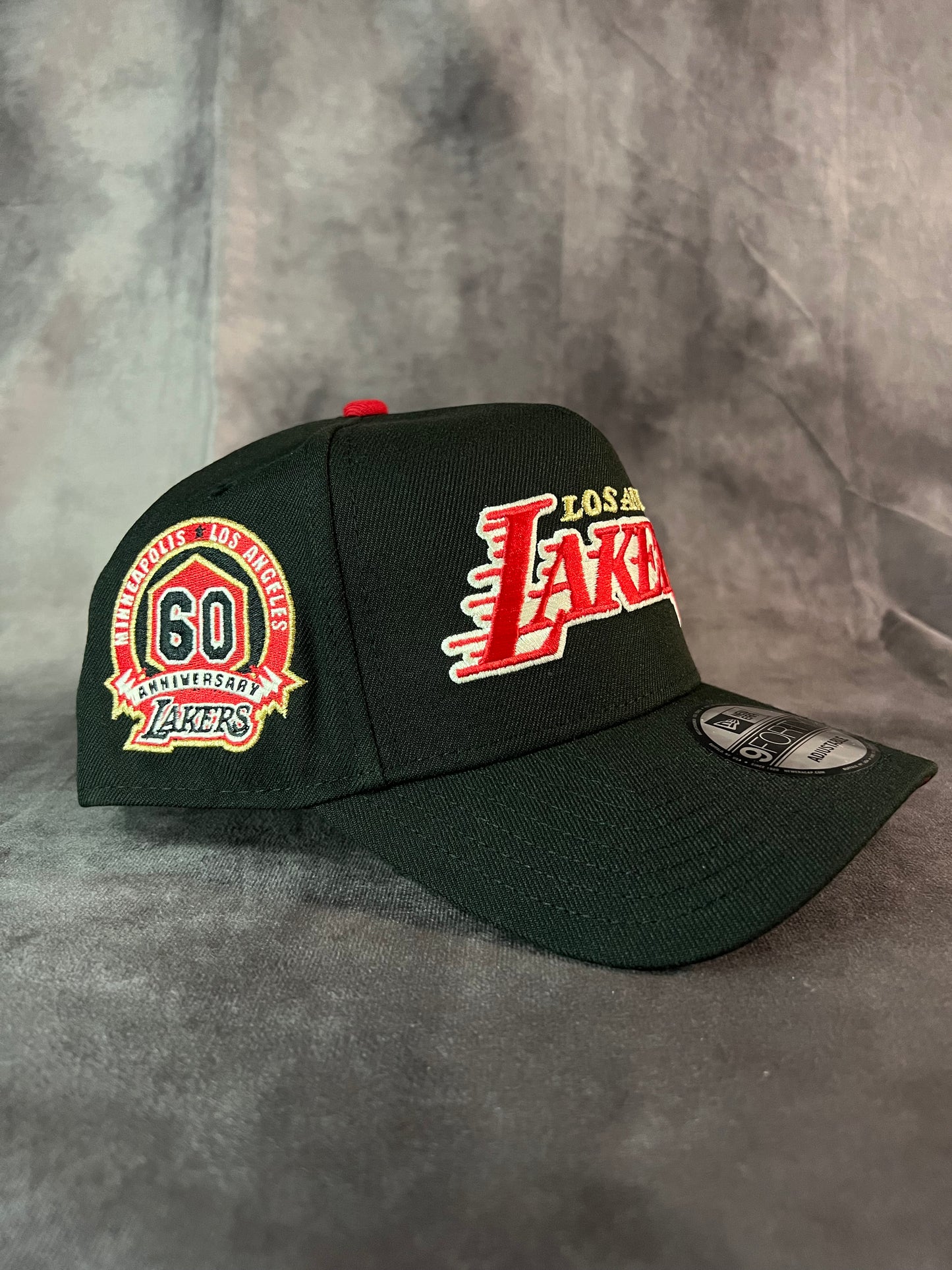 NEW ERA - Curva