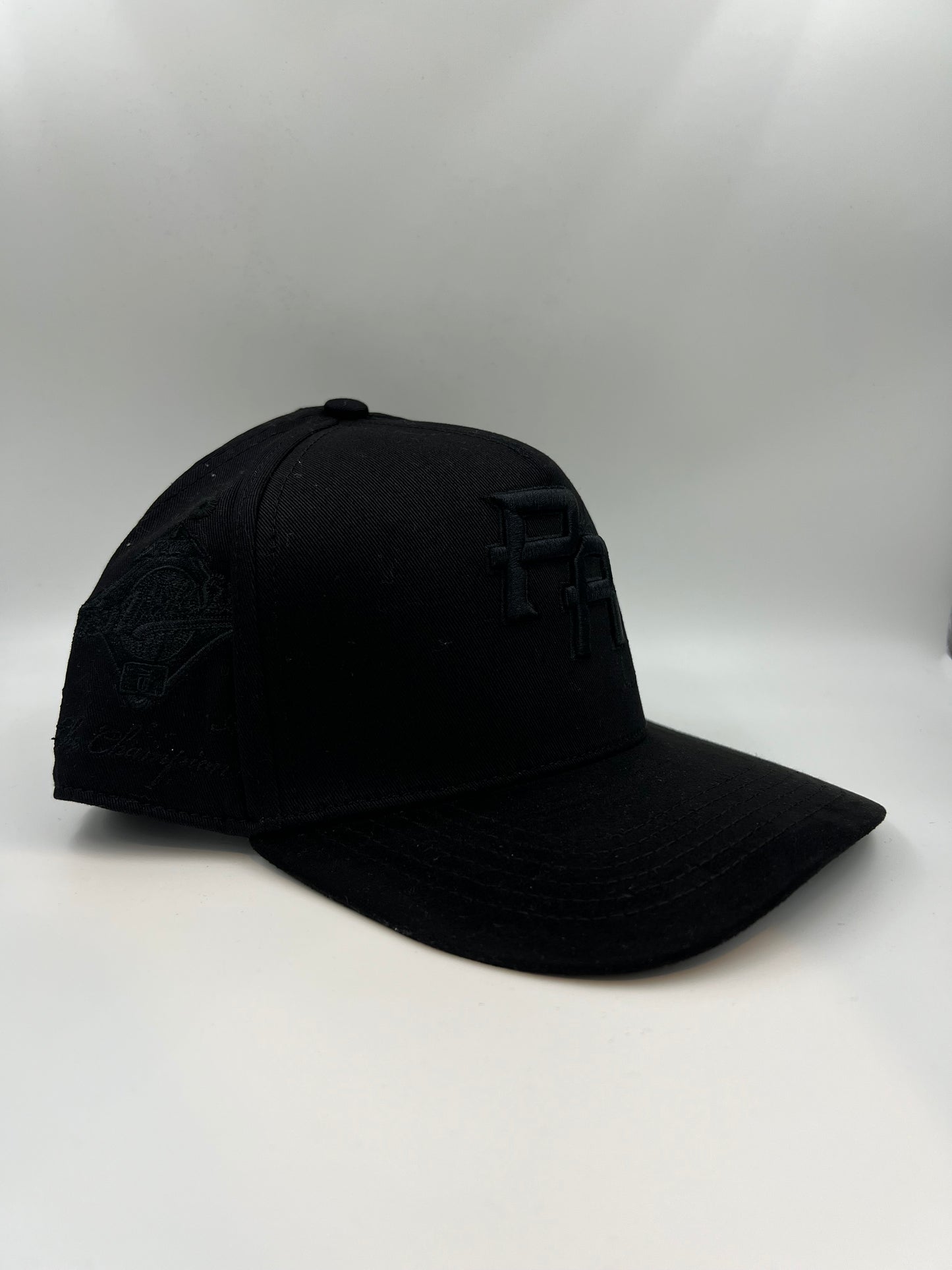 Tiros Caps