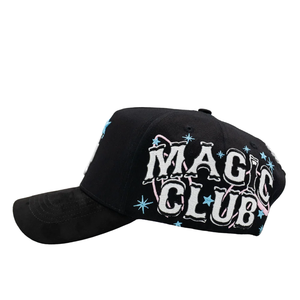 31 Hats - Magic Club