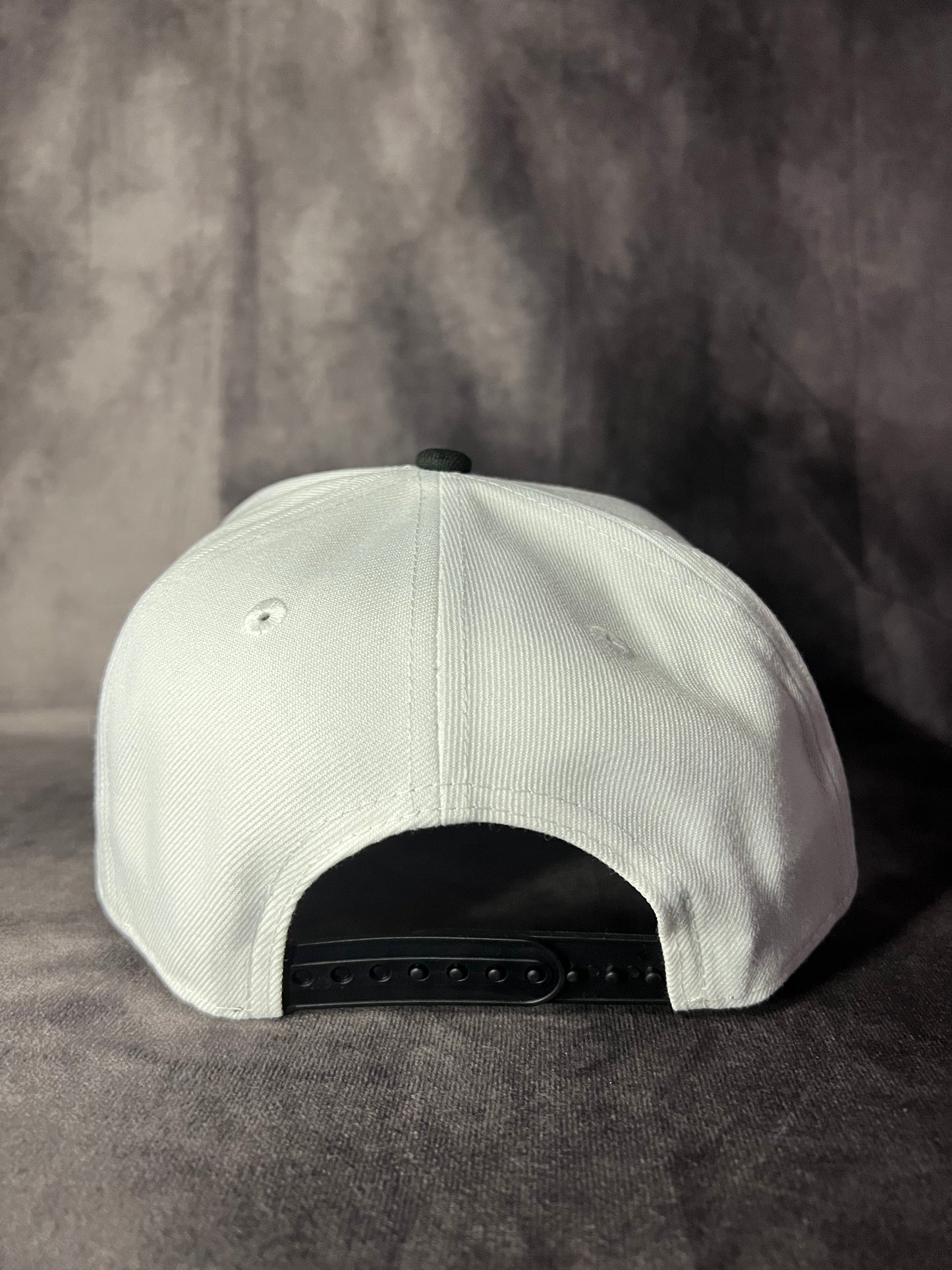 NEW ERA - Curva