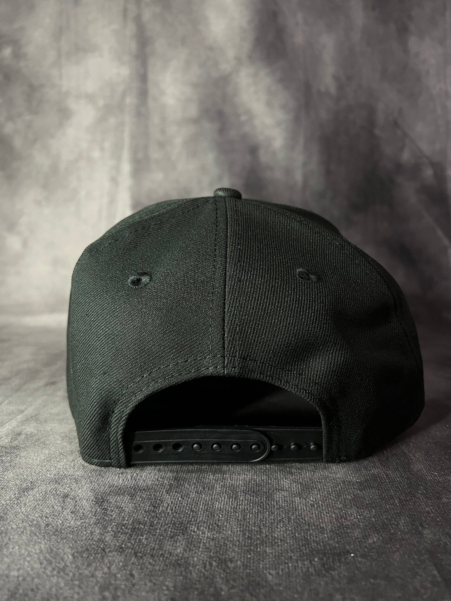 NEW ERA - Curva