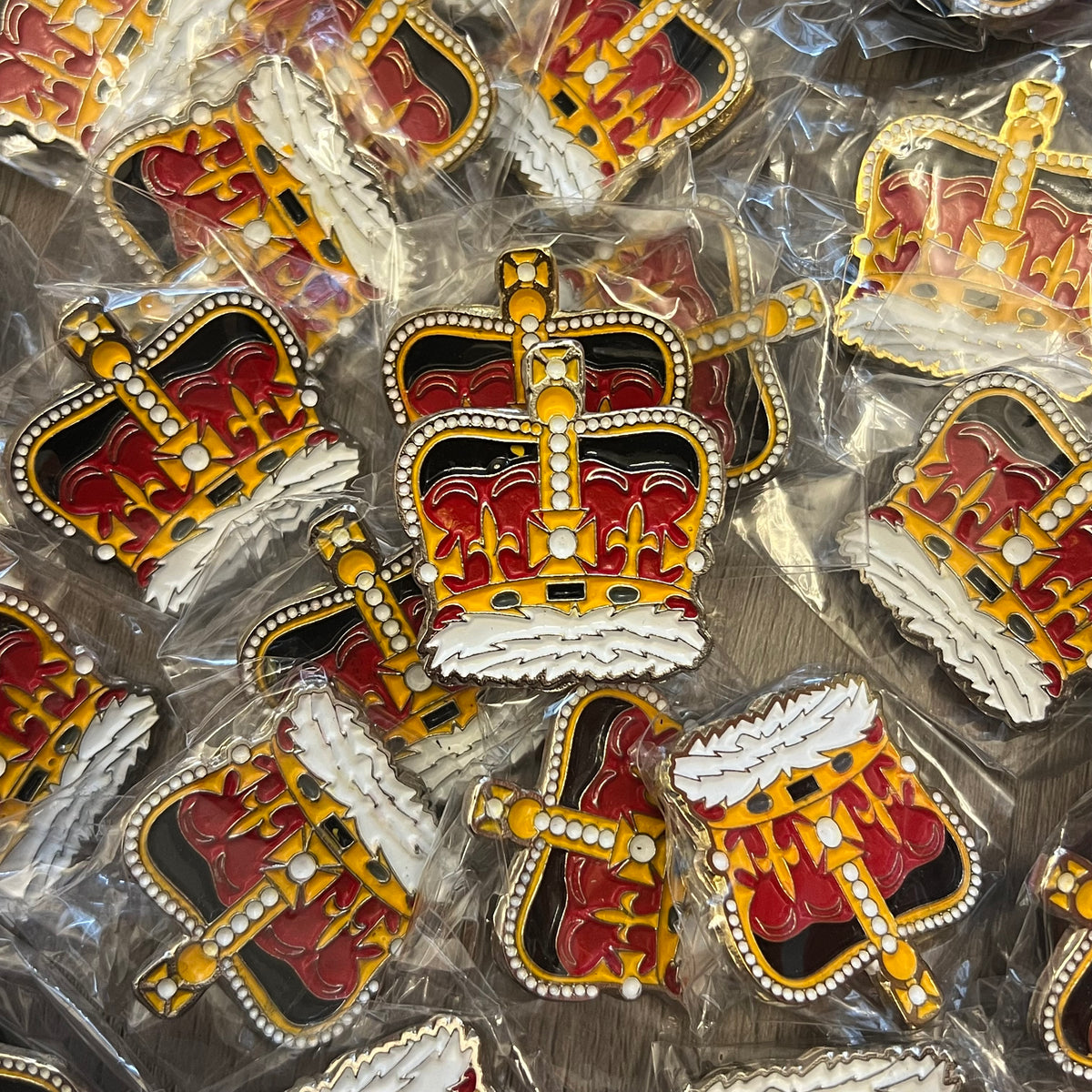 Pin metálico