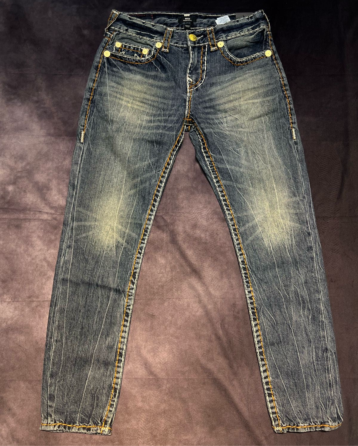 Pantalón TRUE RELIGION corte ROCCO Relaxed Skinny