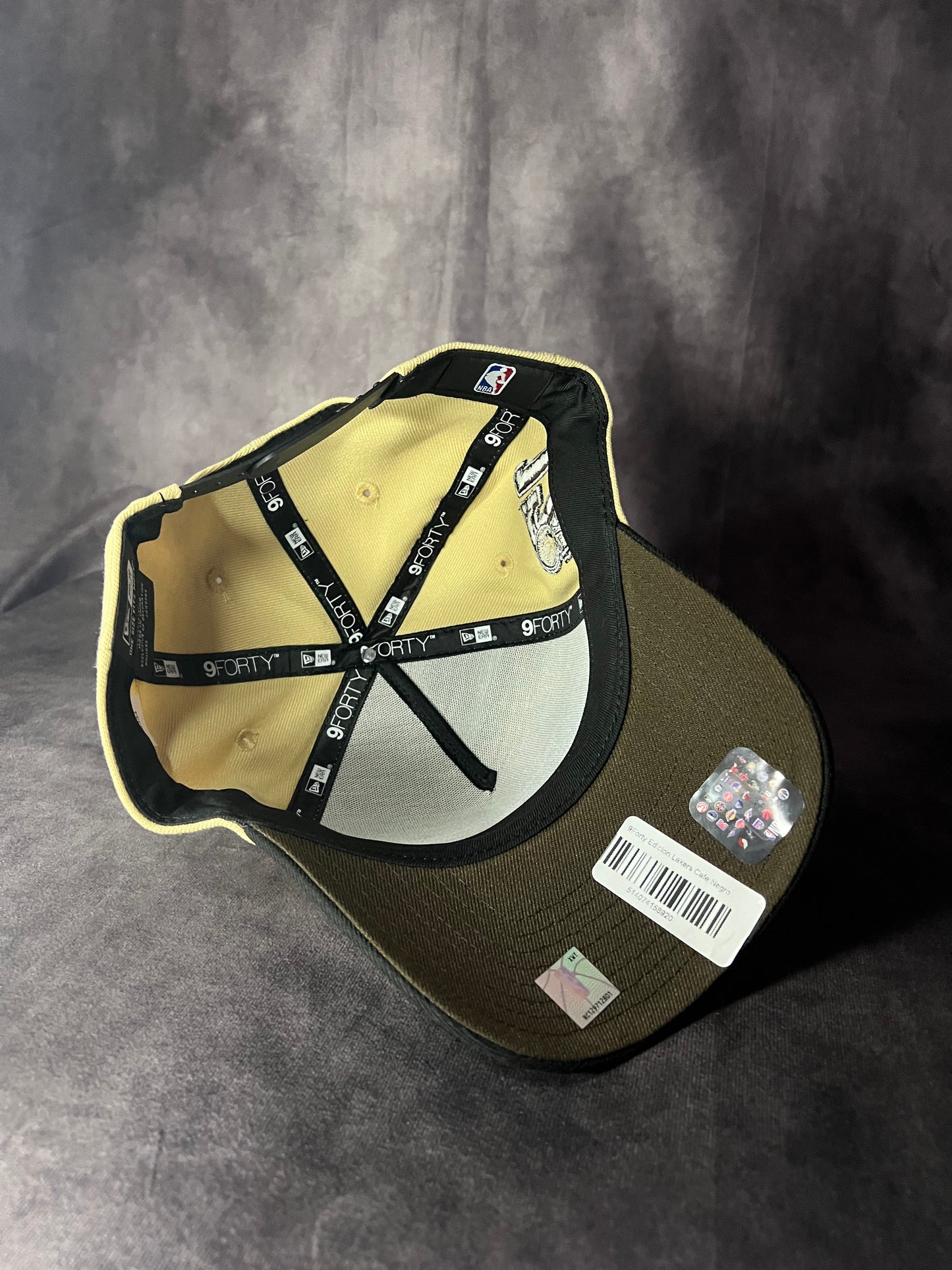 NEW ERA - Curva