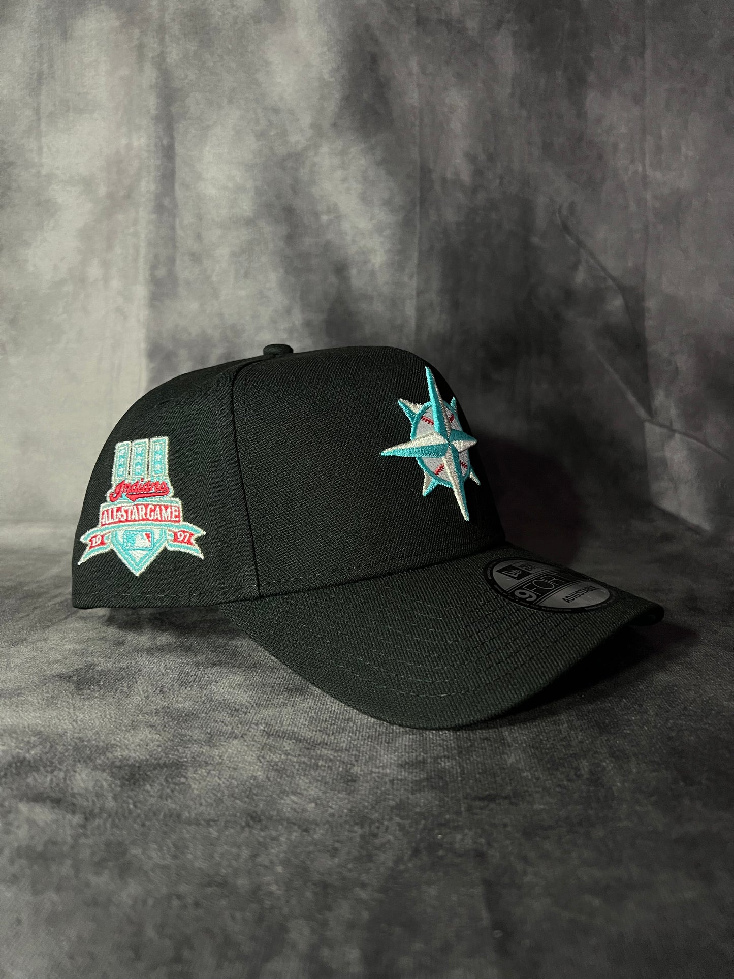 NEW ERA - Curva
