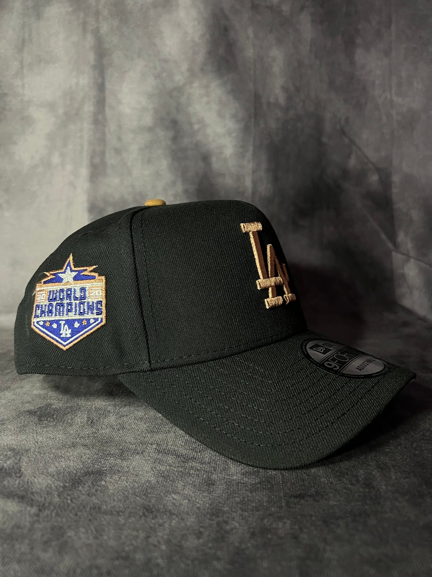 NEW ERA - Curva