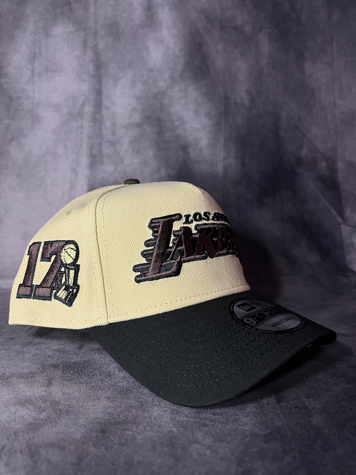 NEW ERA - Curva