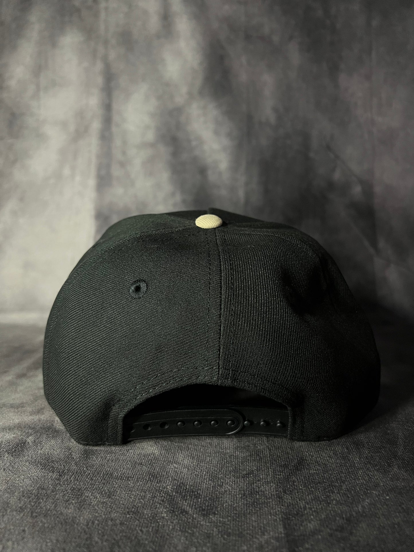 NEW ERA - Curva
