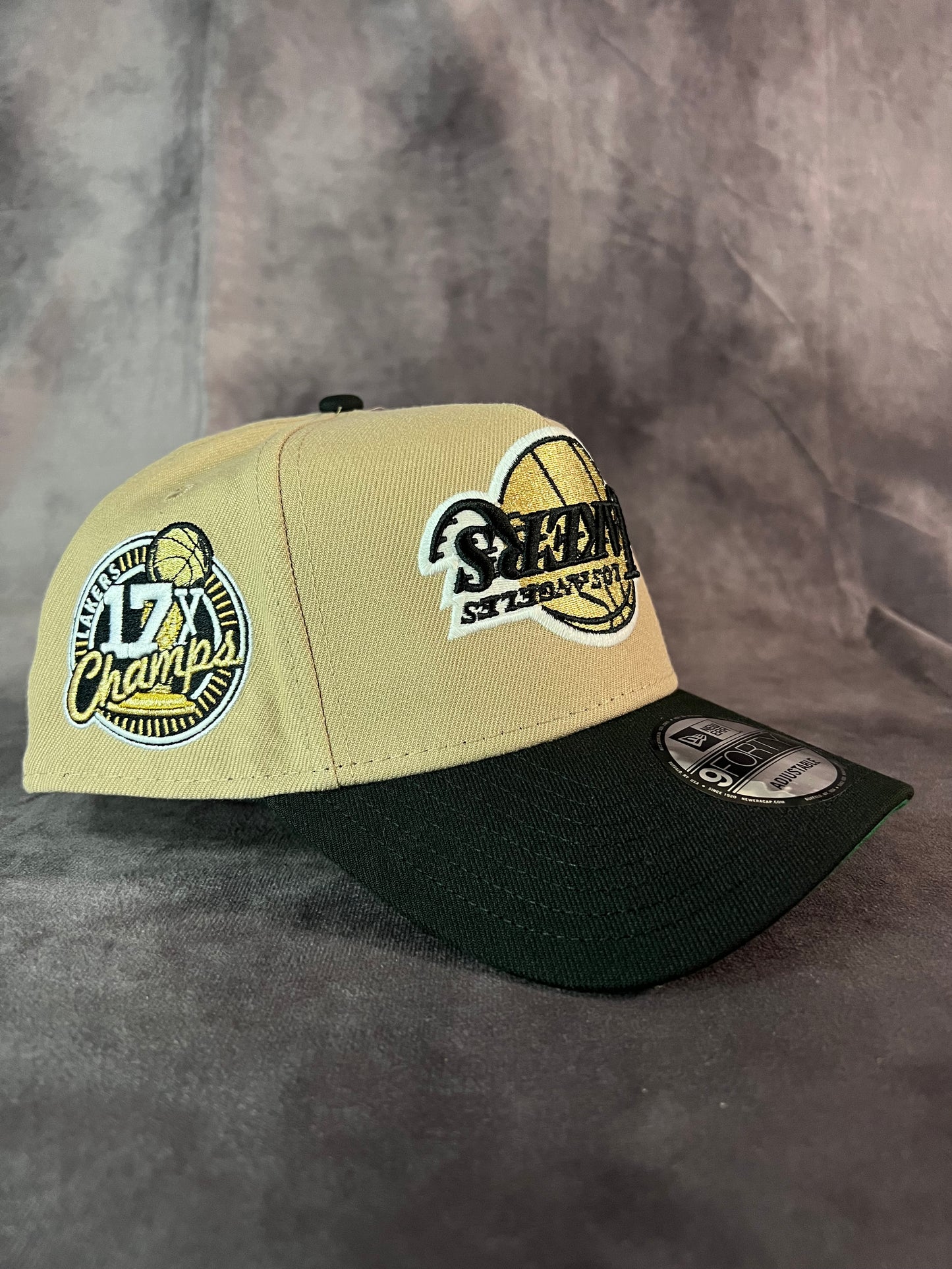 NEW ERA - Curva