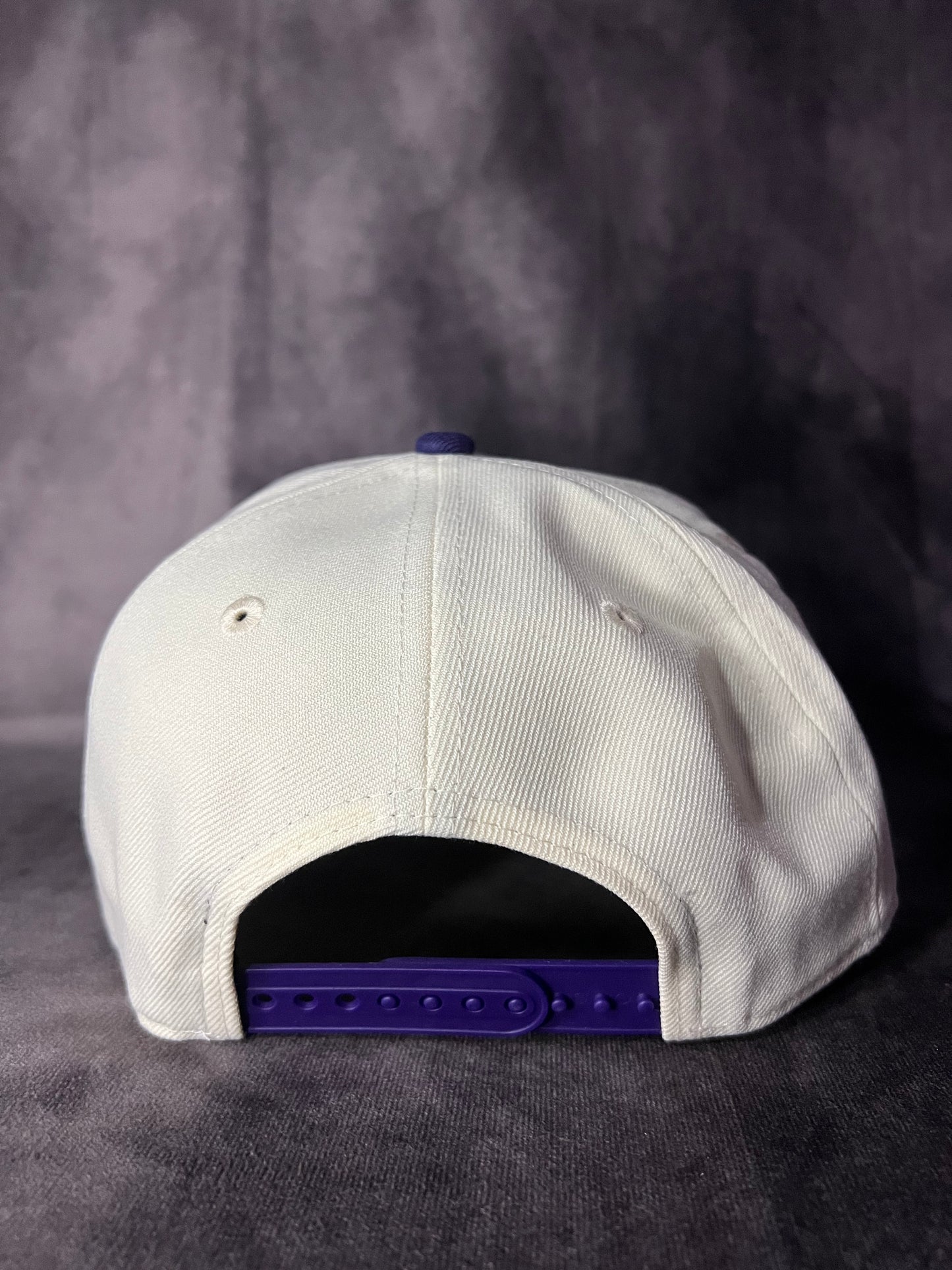NEW ERA - Curva