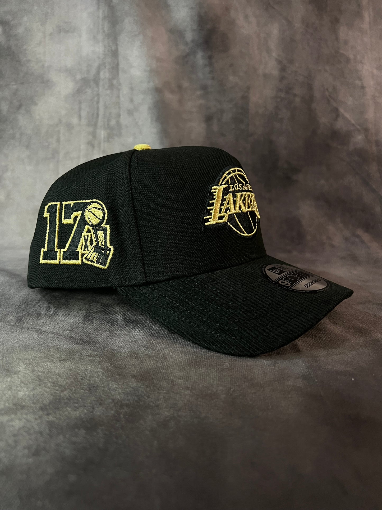 NEW ERA Curva