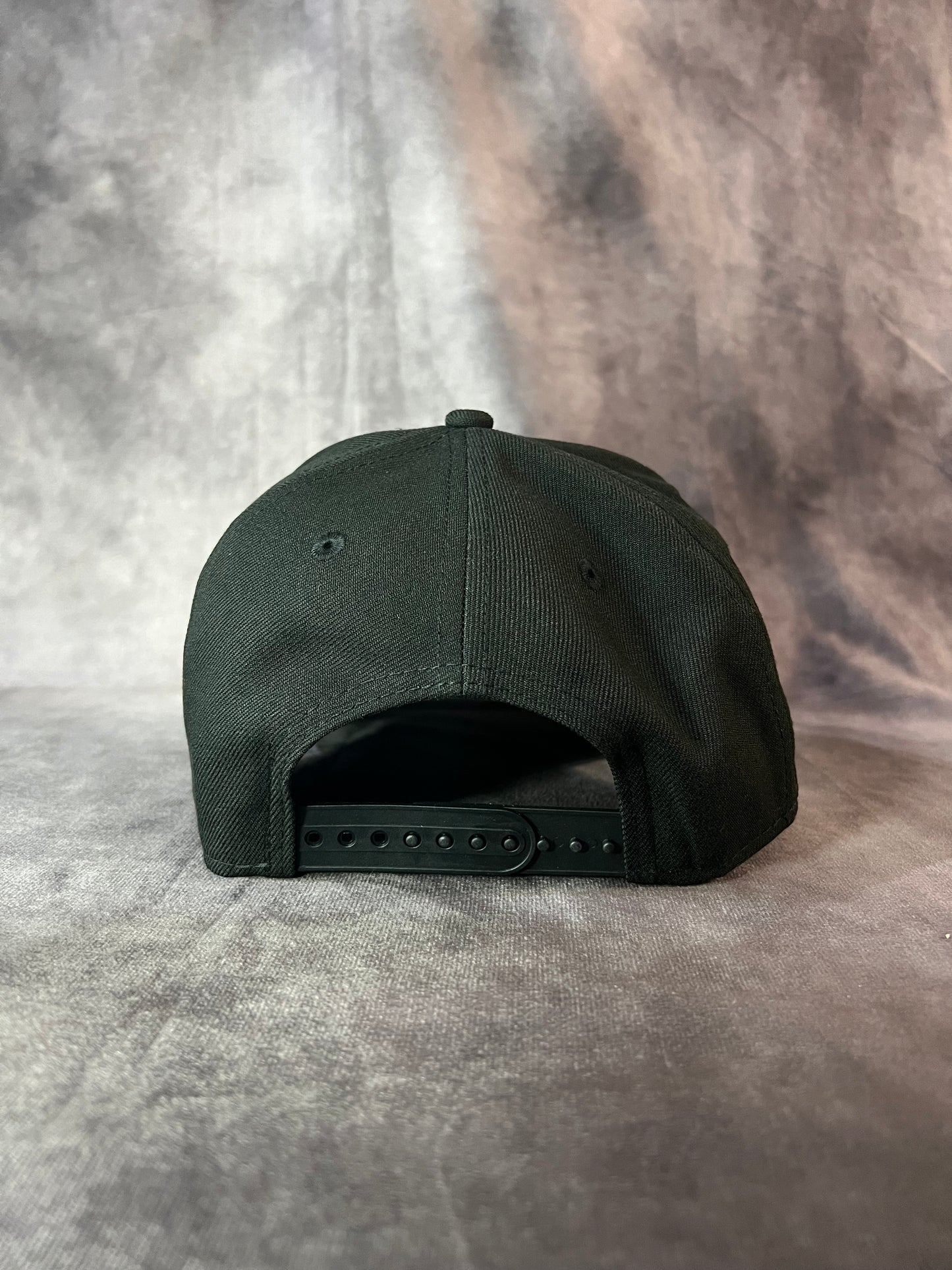 NEW ERA - Curva