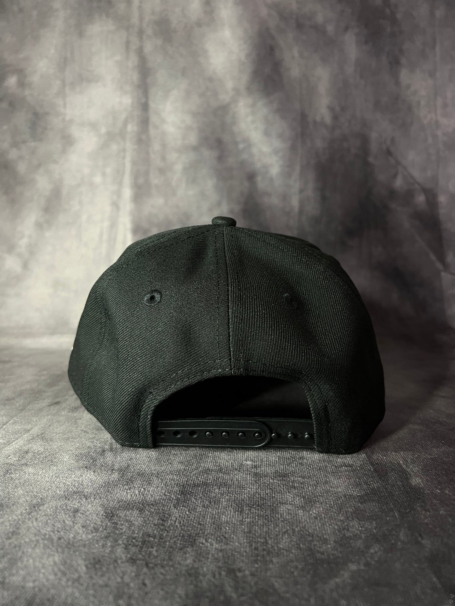 NEW ERA - Curva
