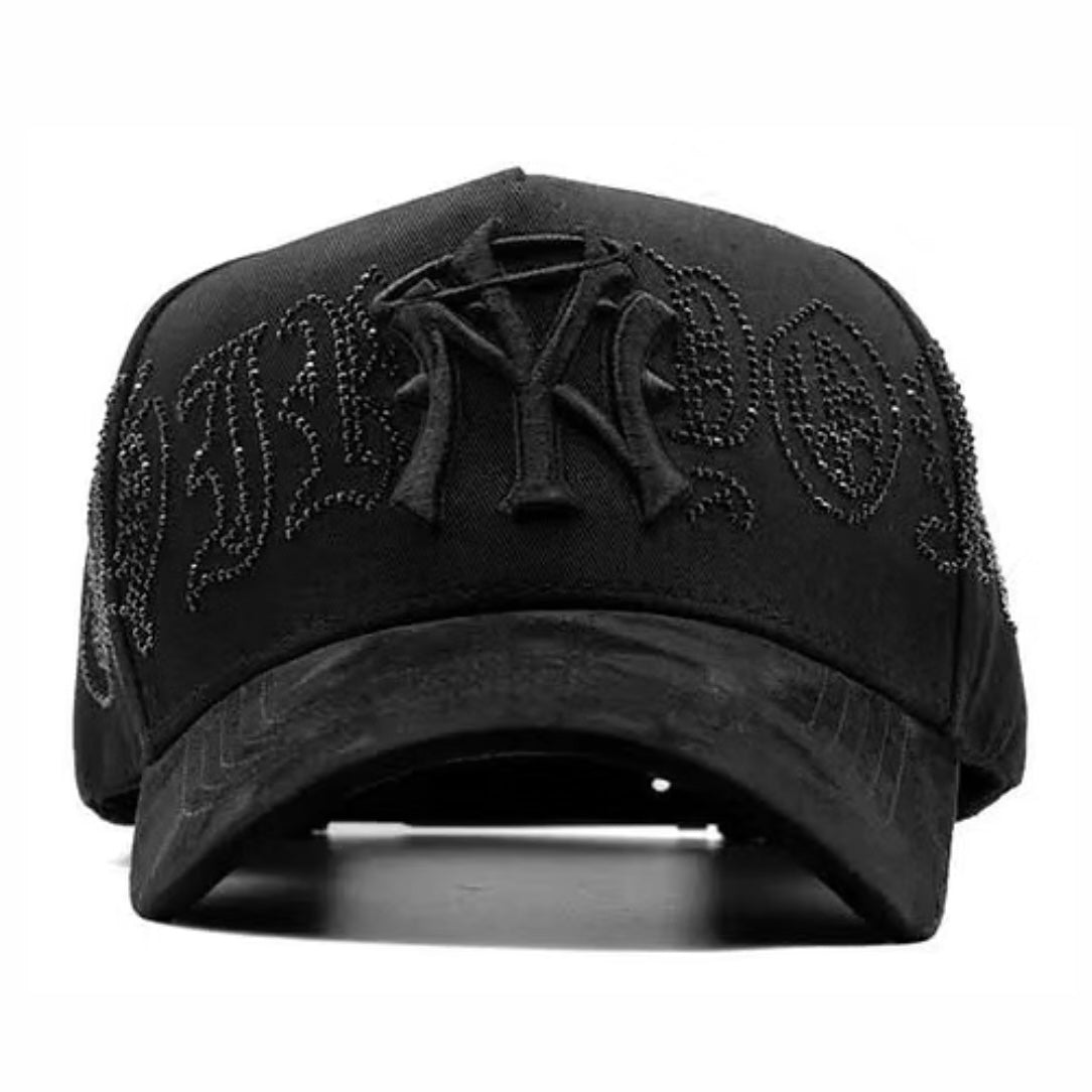 31 Hats Crystal Black