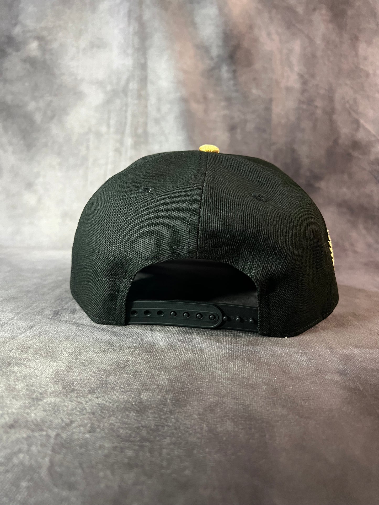 NEW ERA - Curva