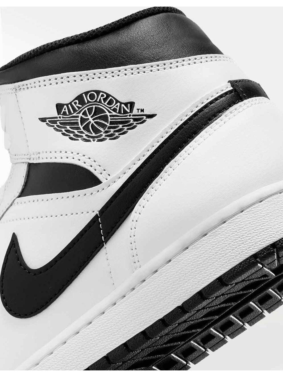 Air Jordan 1 Mid