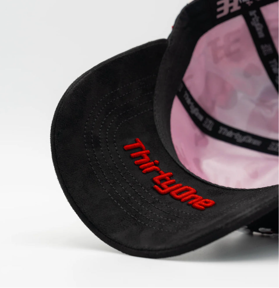 31 Hats - Clouds In Love