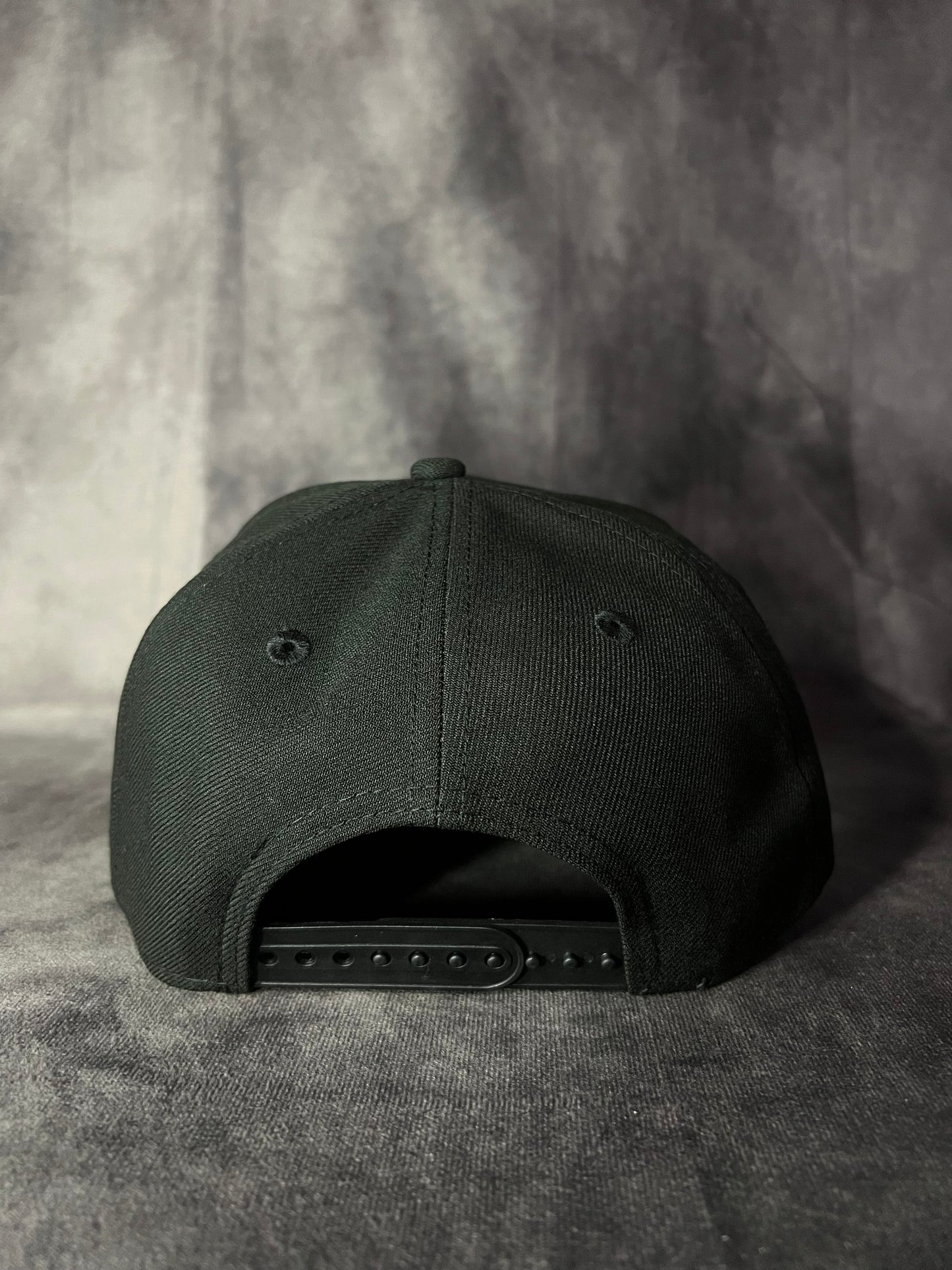 NEW ERA - Curva