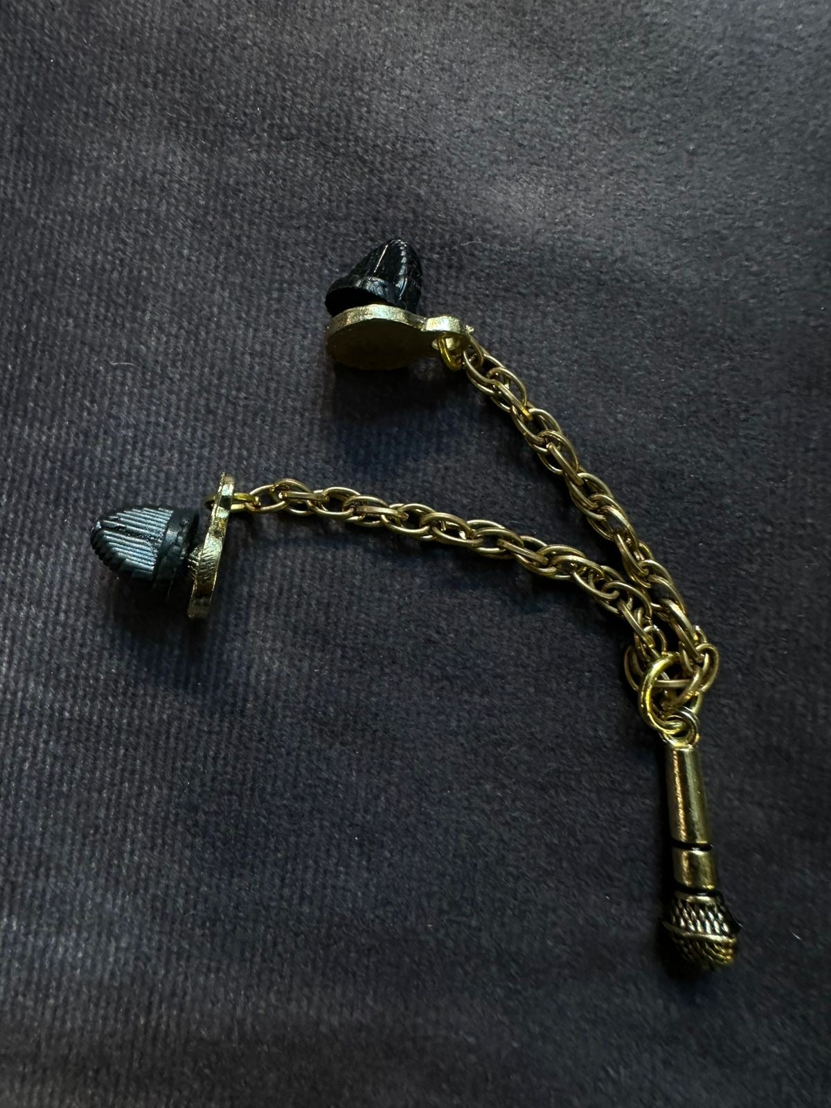 Pin metálico - Cadena