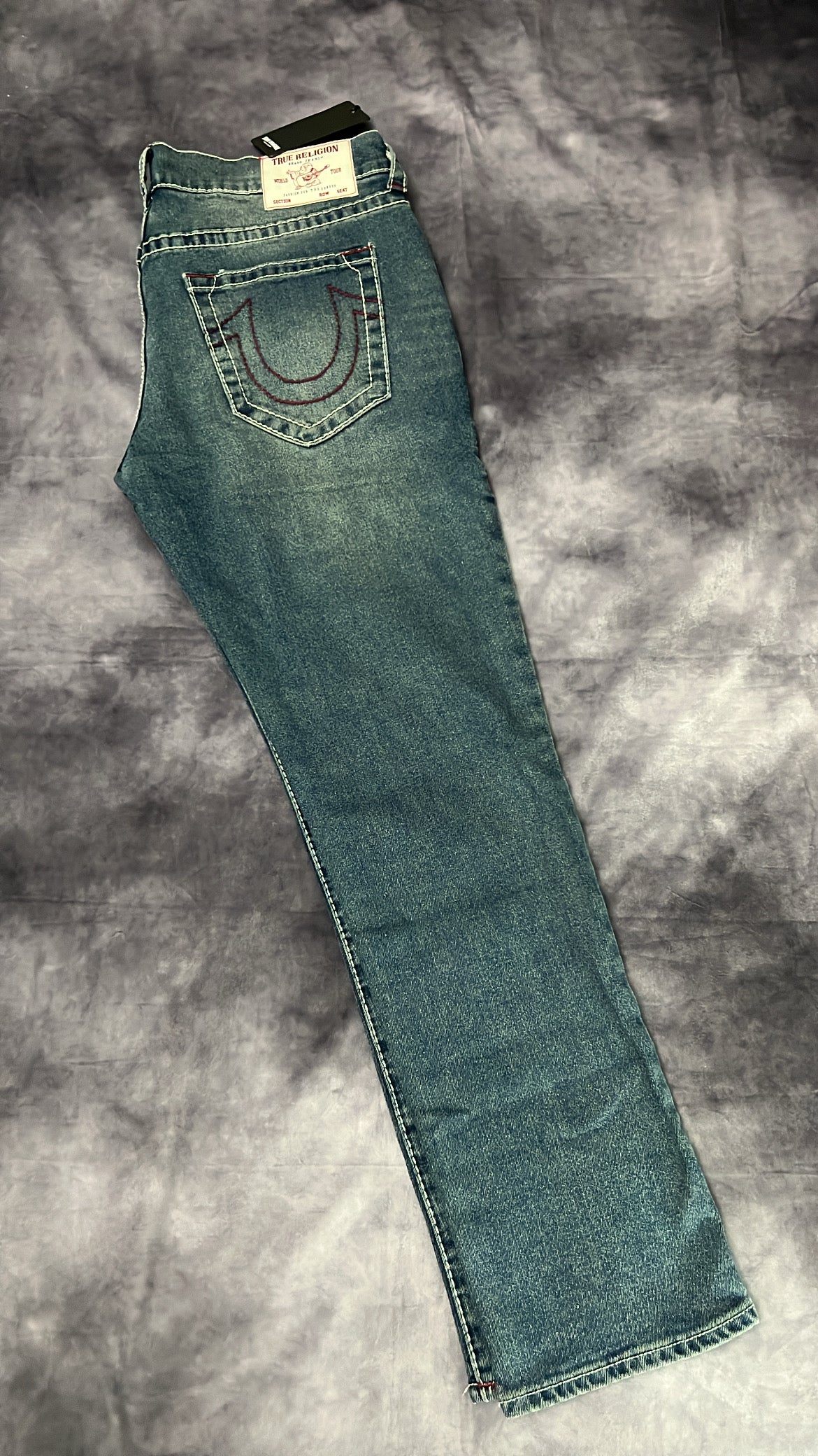 Pantalón TRUE RELIGION Corte Rocco Skinny
Relaxed