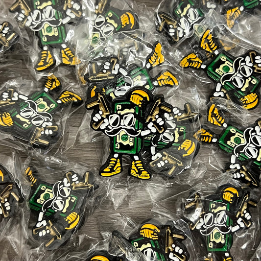 Pin metálico