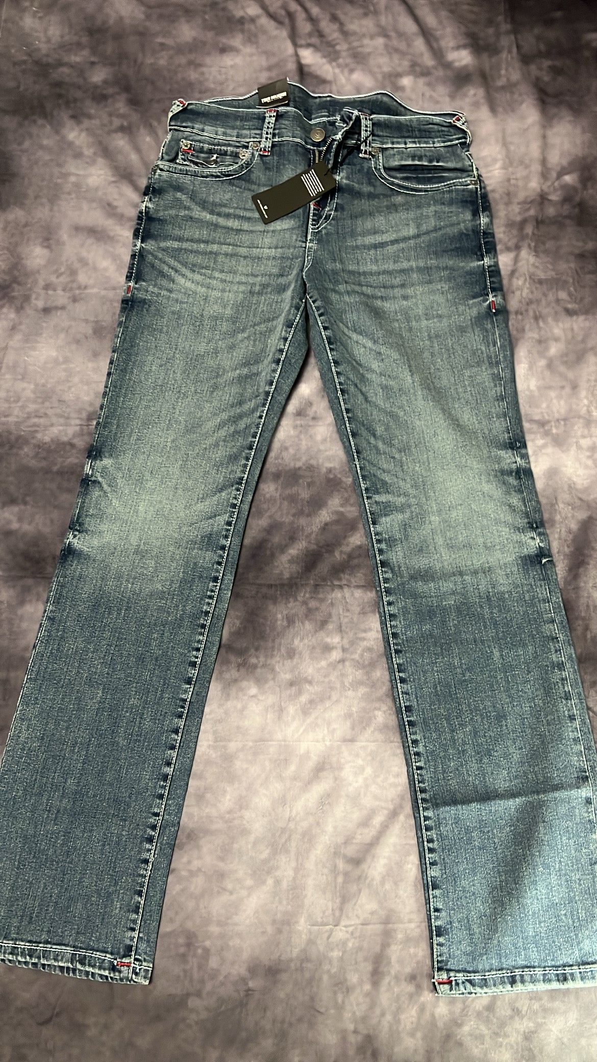 Pantalón TRUE RELIGION Corte Ricky Straight
Relaxed