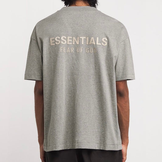 Playera ESSENTIALS Ss25 CONCRETE HE
