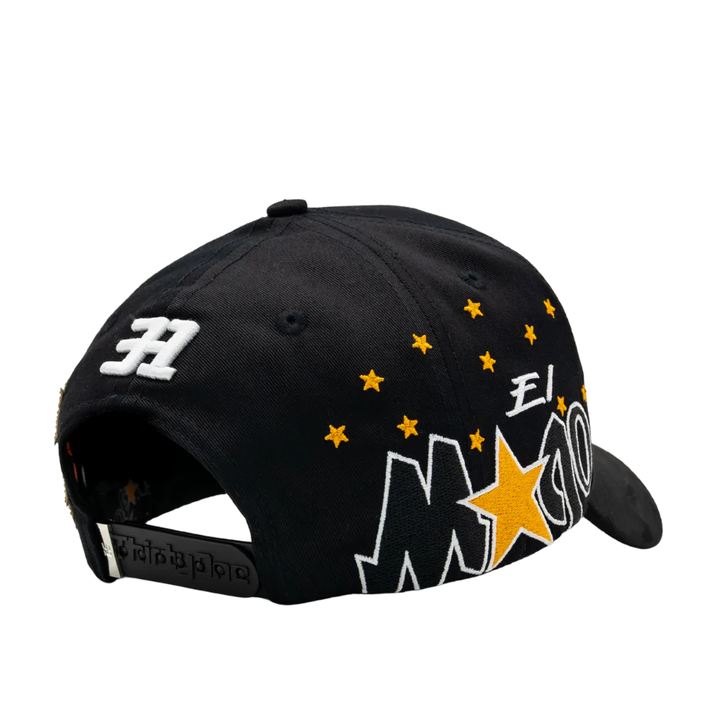 31 Hats - De East La