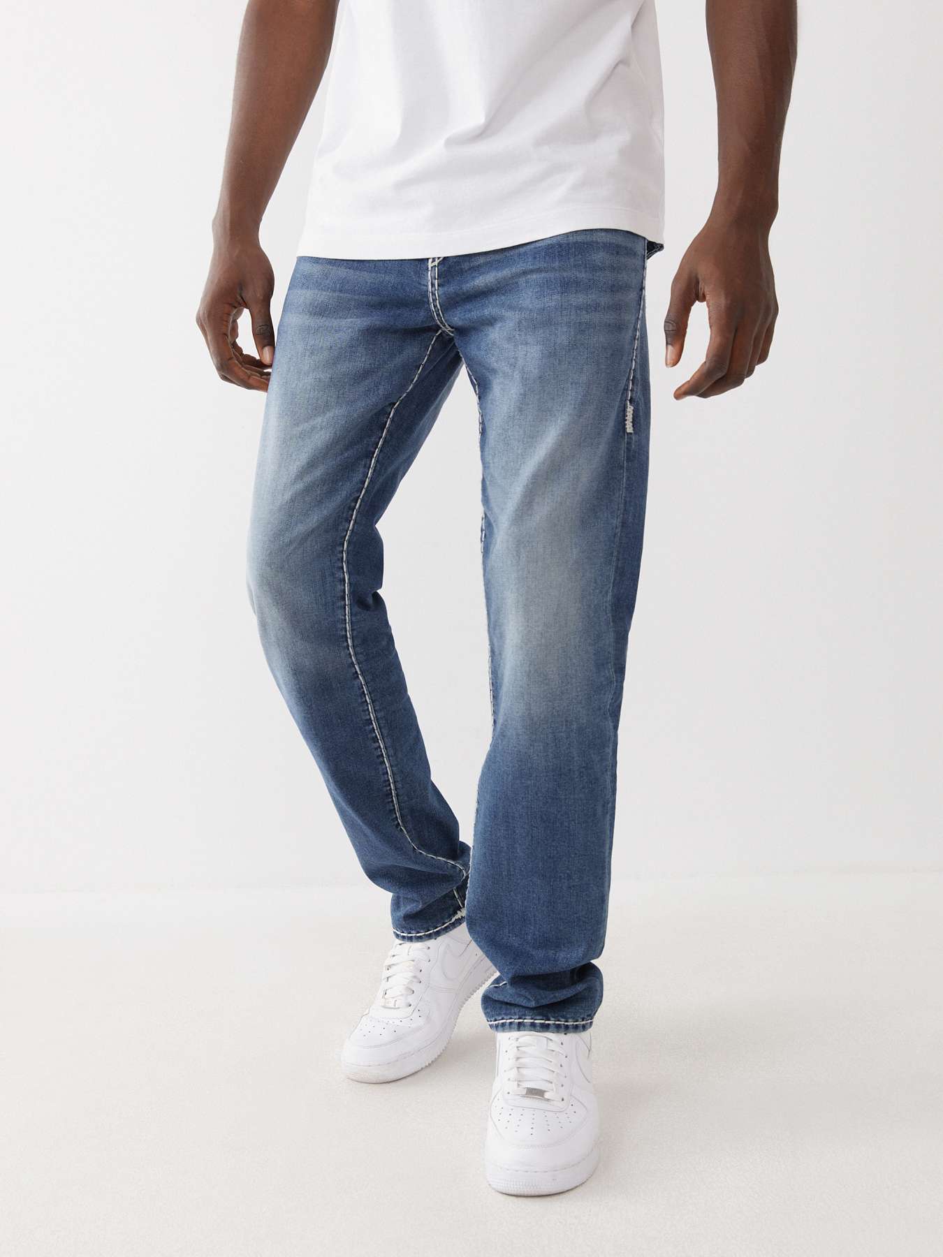TRUE RELIGION - Rocco Relaxed Skinny