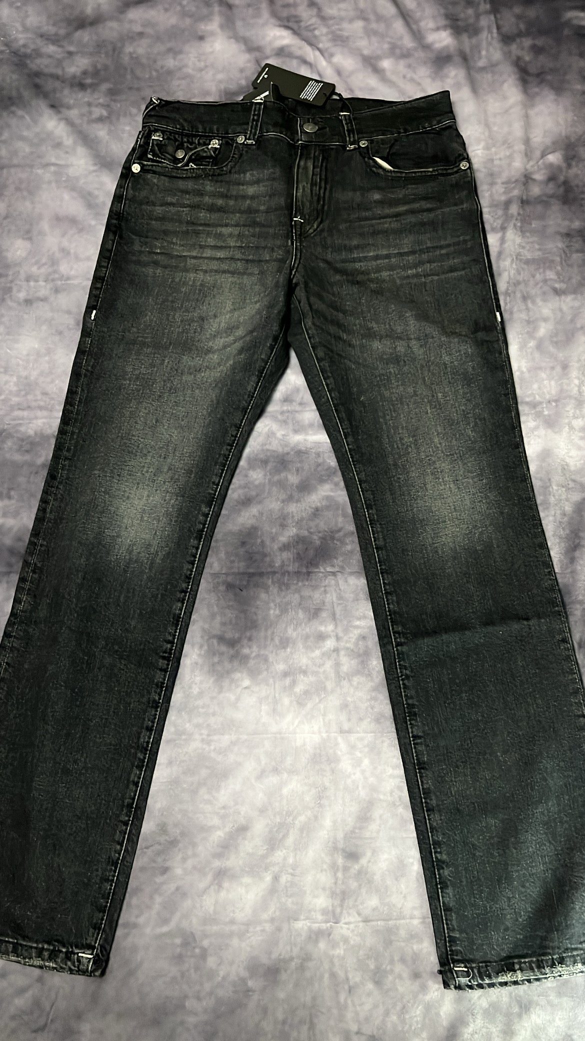 Pantalón TRUE RELIGION Corte Ricky Straight Relaxed