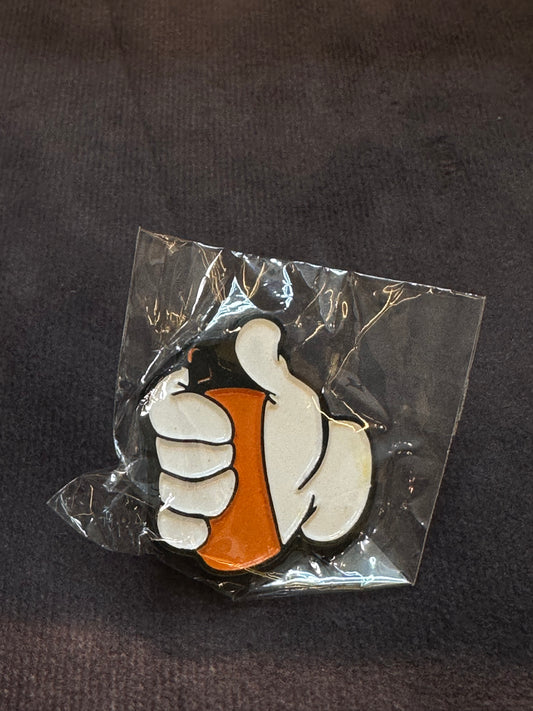 Pin metálico