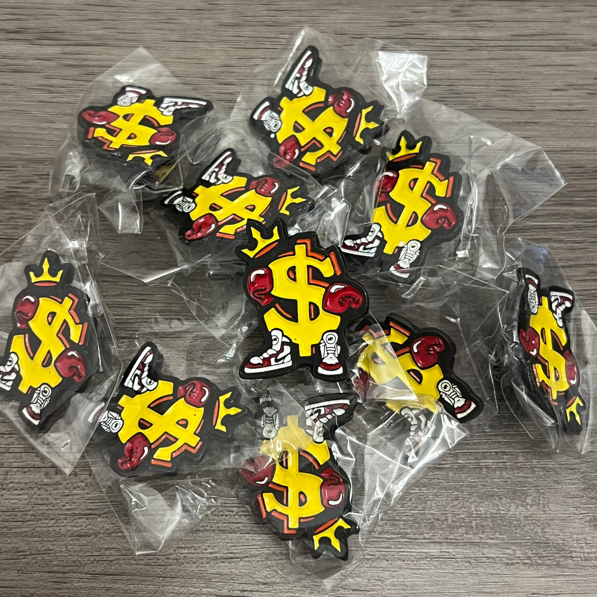 Pin metálico
