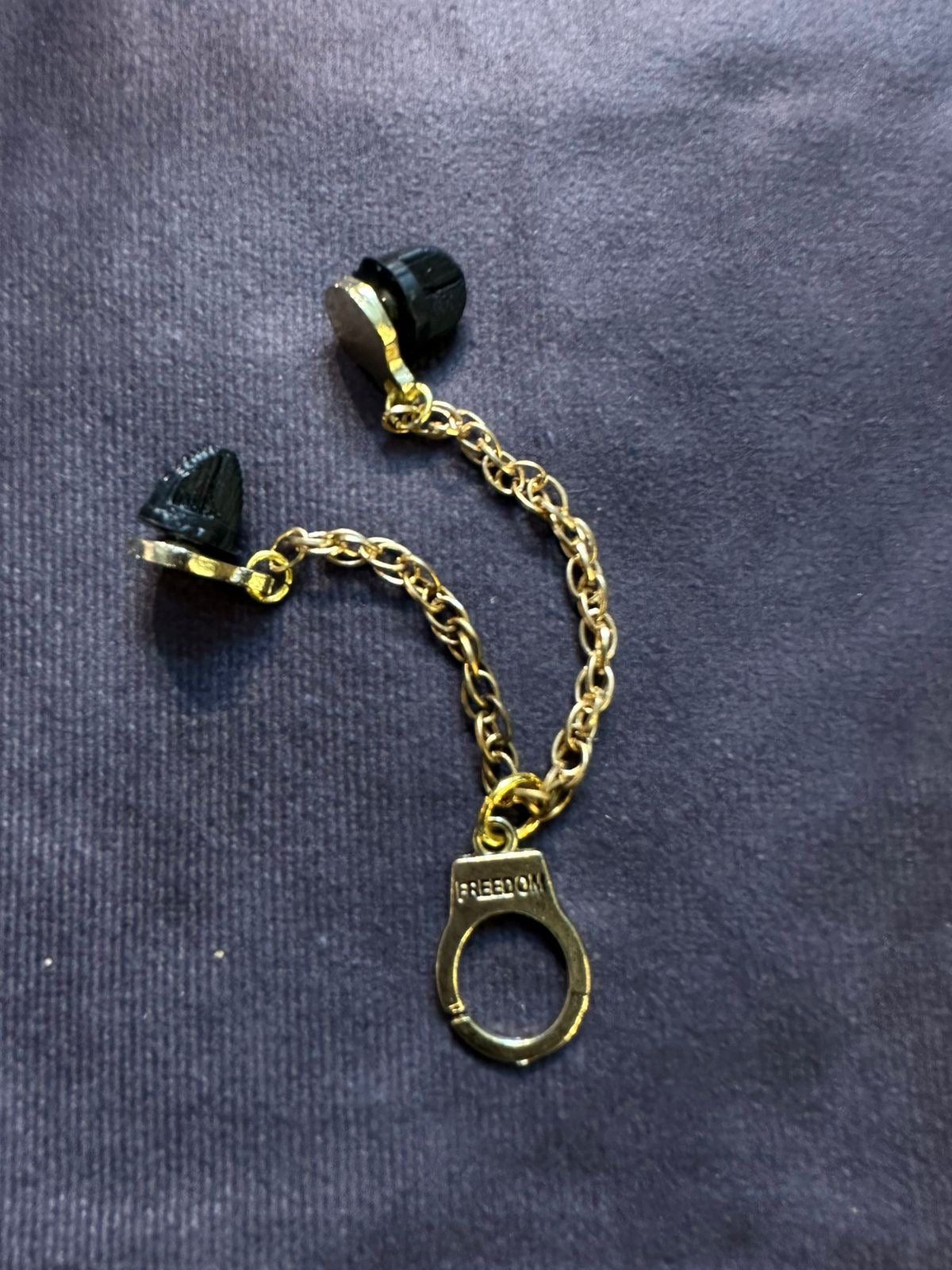 Pin metálico - Cadena