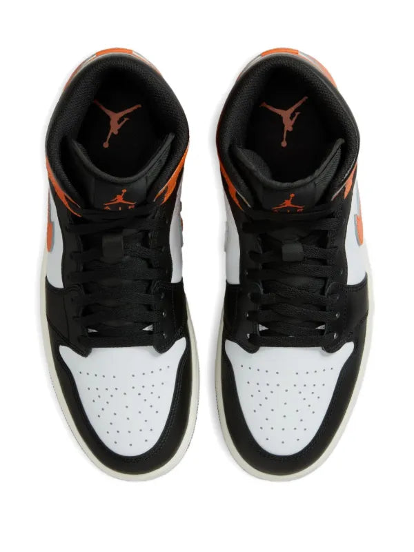 Jordan 1 Mid