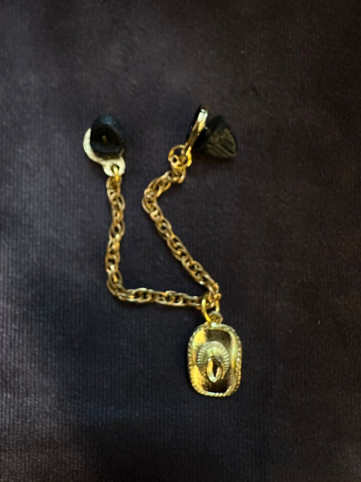 Pin metálico - Cadena