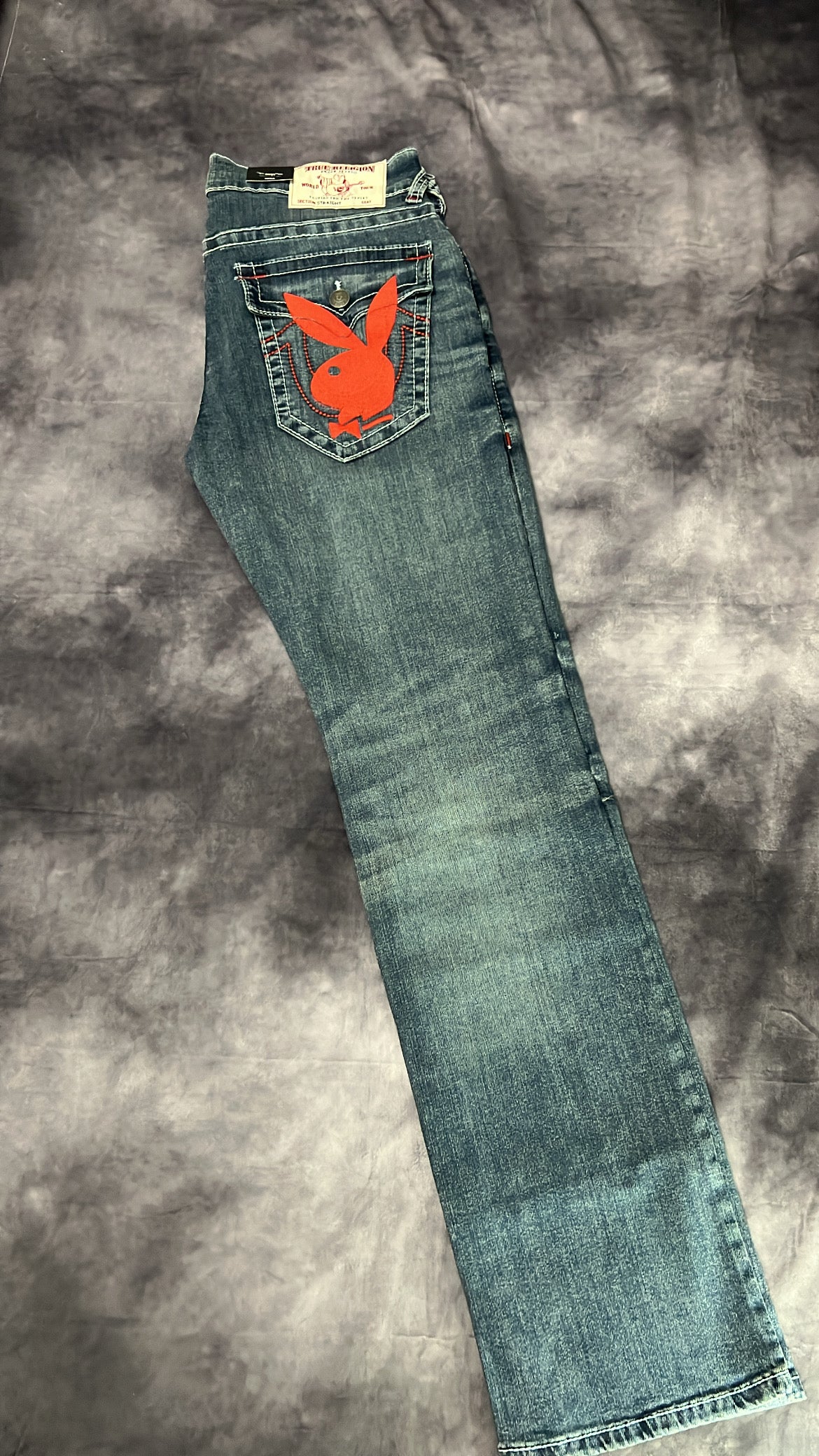 Pantalón TRUE RELIGION Corte Ricky Straight
Relaxed