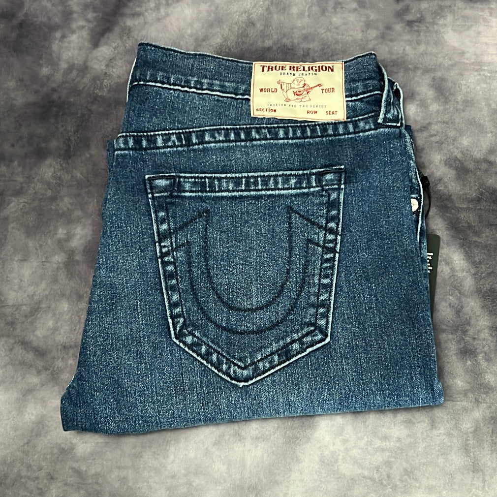 Pantalón TRUE RELIGION Corte Ricky Straight
Relaxed