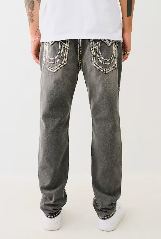 TRUE RELIGION - Rocco Relaxed Skinny