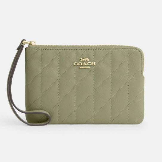 Coach - Cartera Wristlet Quilting