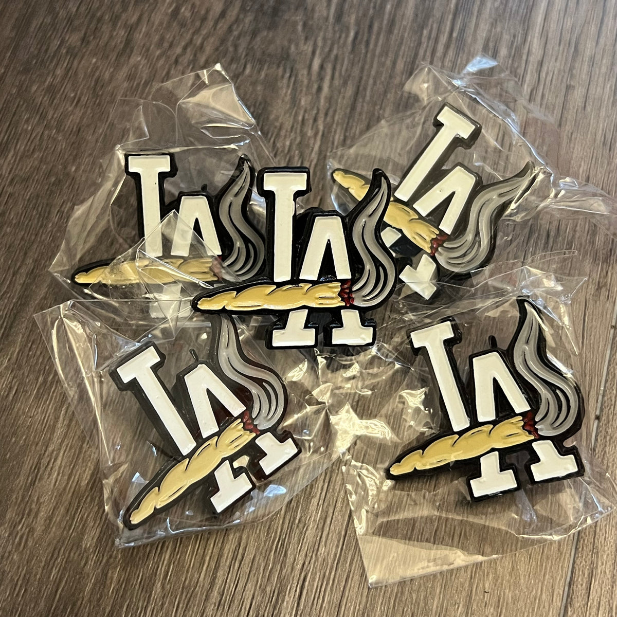 Pin metálico