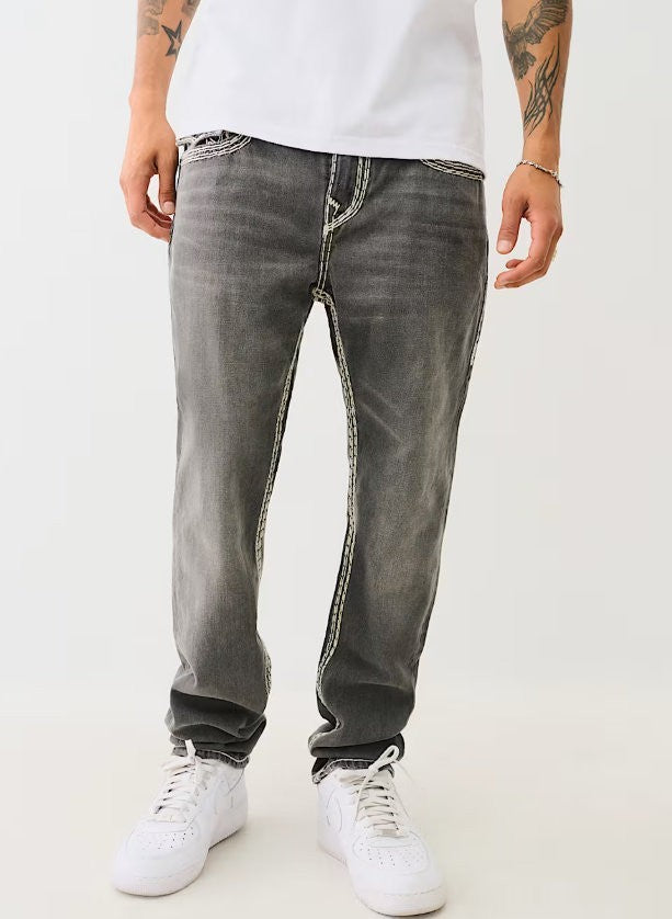 TRUE RELIGION - Rocco Relaxed Skinny