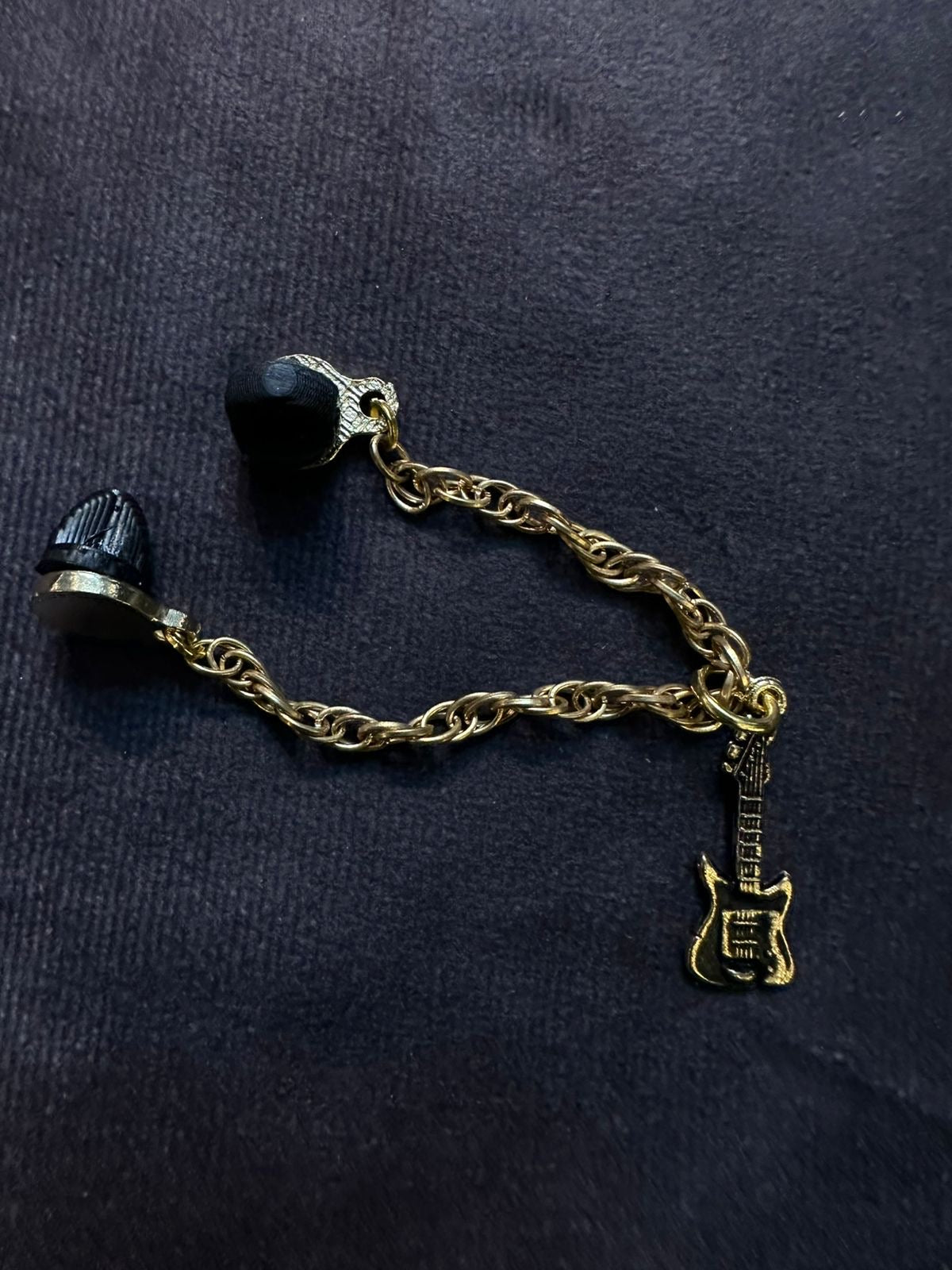 Pin metálico - Cadena