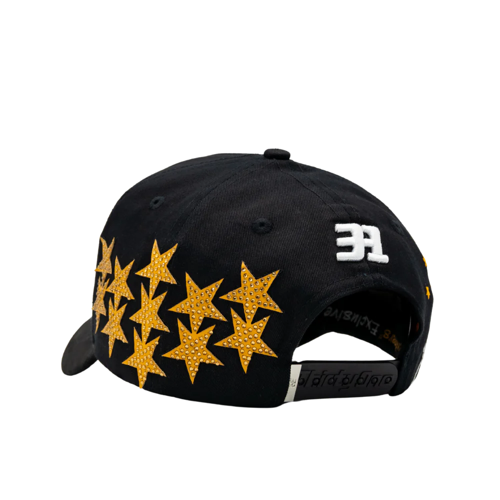 31 Hats - De East La