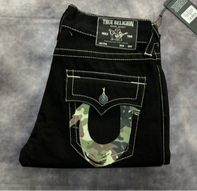 Pantalón TRUE RELIGION corte Ricky