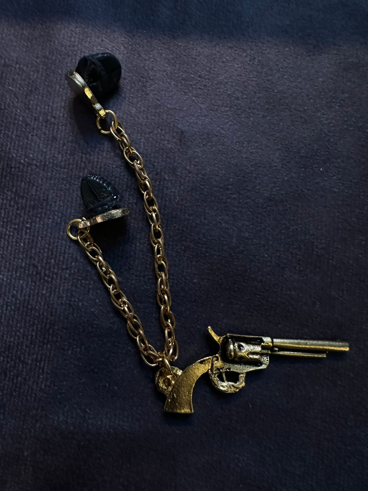 Pin metálico - Cadena