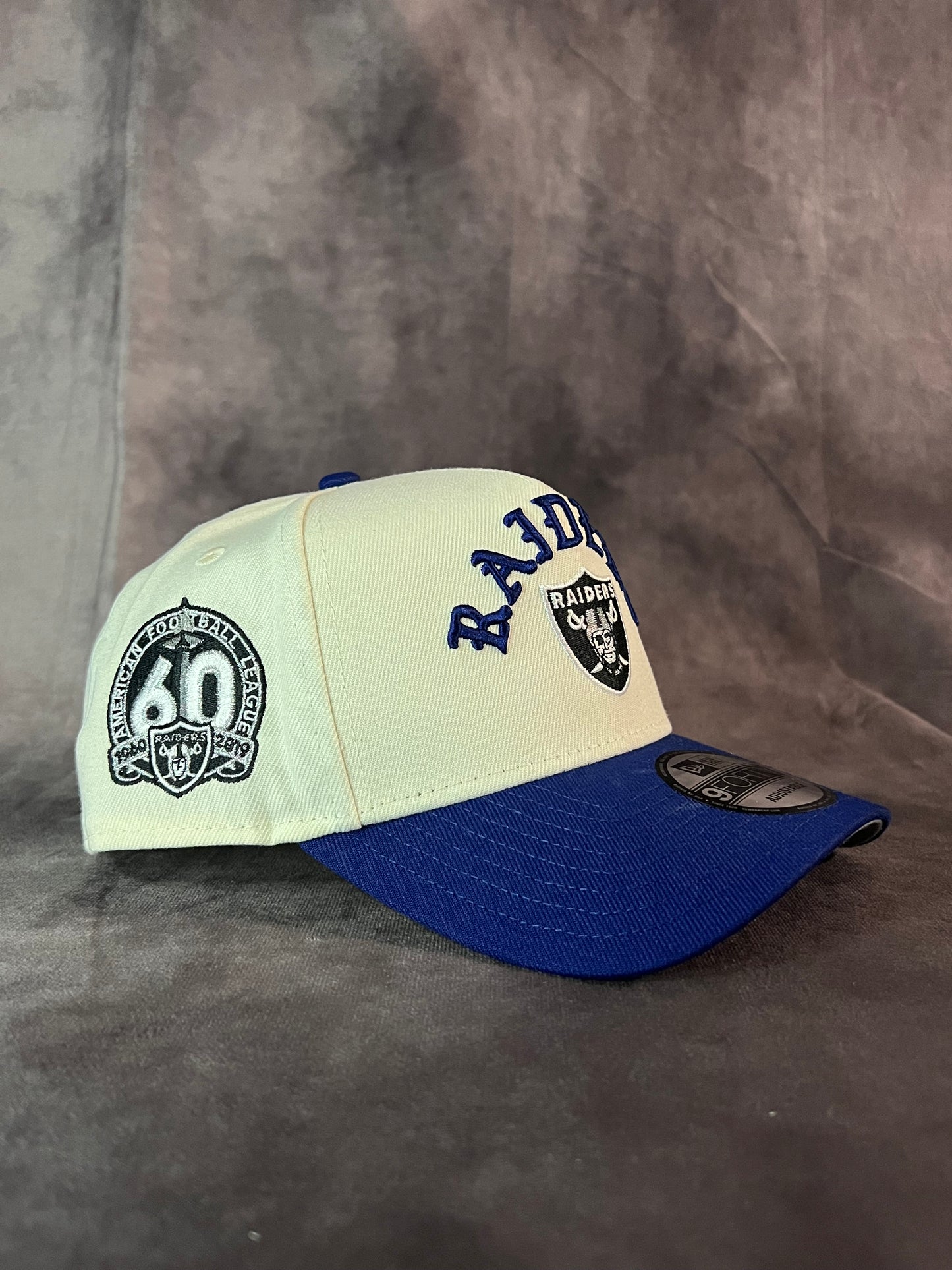NEW ERA - Curva